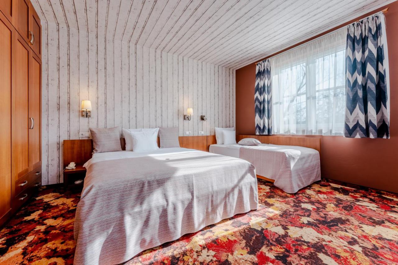 Hotel Lajta Park Mosonmagyaróvár Zimmer foto